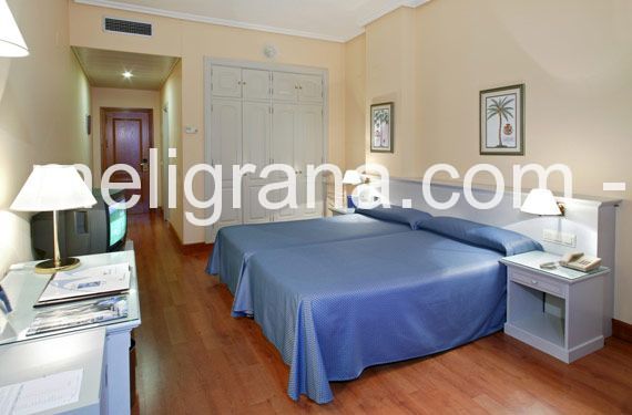 Hotel Puertatierra
