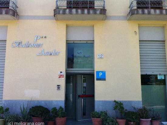 Hostal Balcones Azules