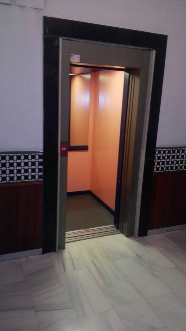 Hostal Marbella Travelers