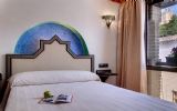Apartamento Turístico Muralla Zirí