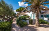 Hostal Club de Mar (The Sea Club)